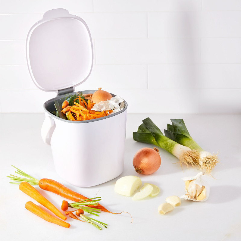 Avantages d'une poubelle à compost pour votre cuisine